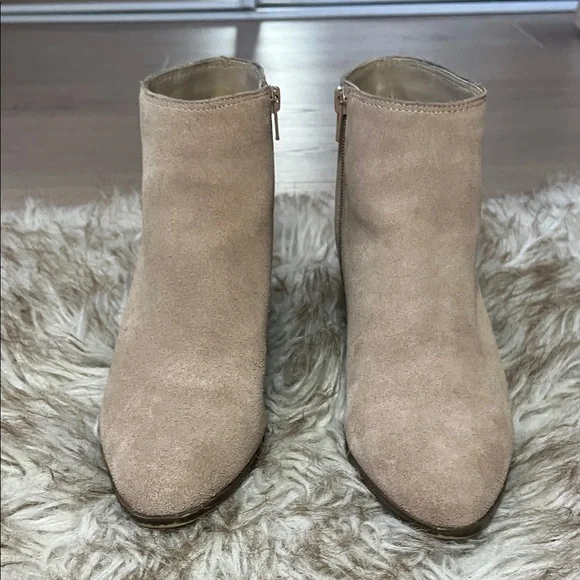ALDO Women's Taupe Suede Ankle Boots - Classic Zip Heeled Bootie - Picture 1 of 4